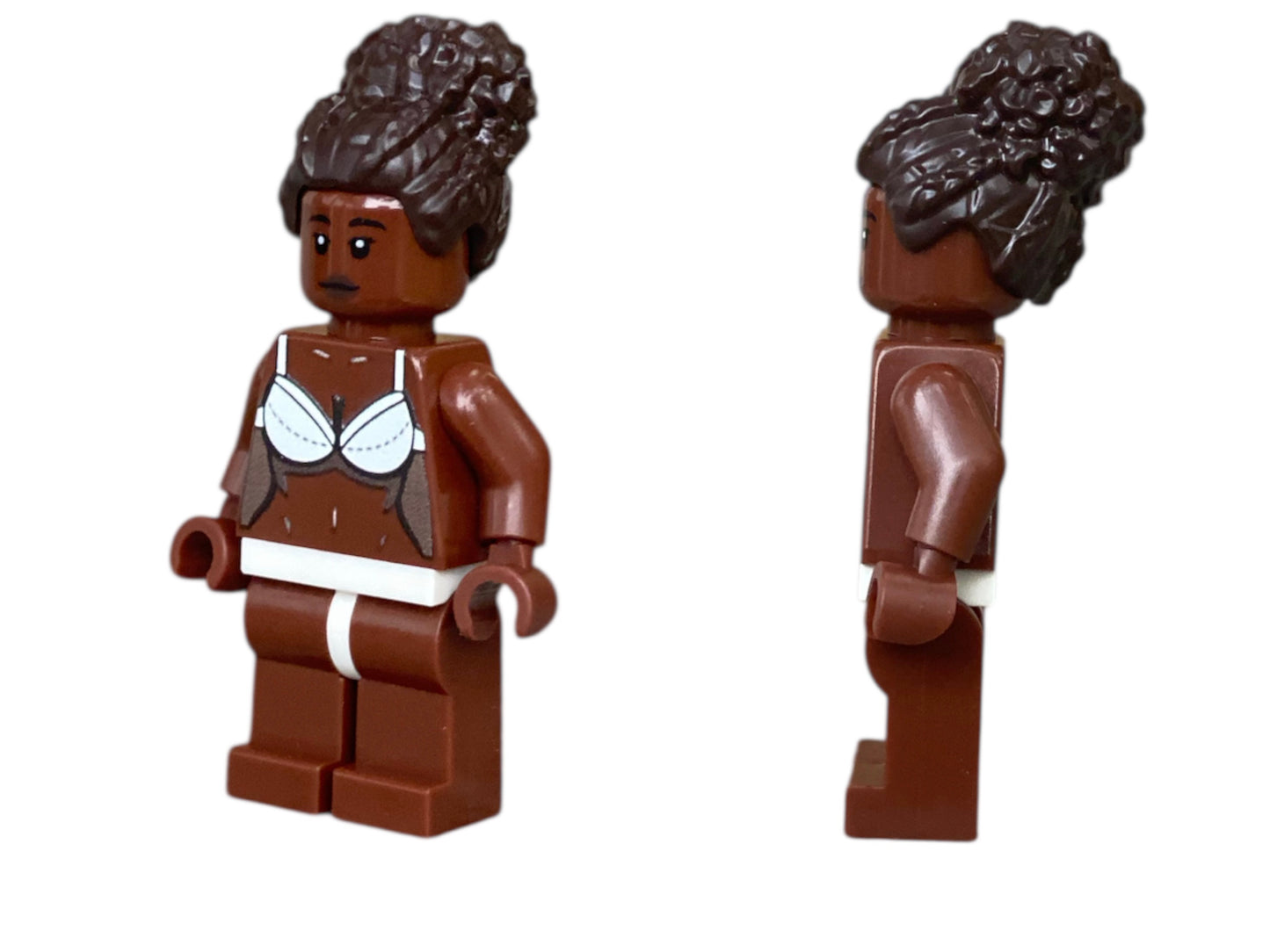 Sexy Bausteinfigur in Unterwäsche