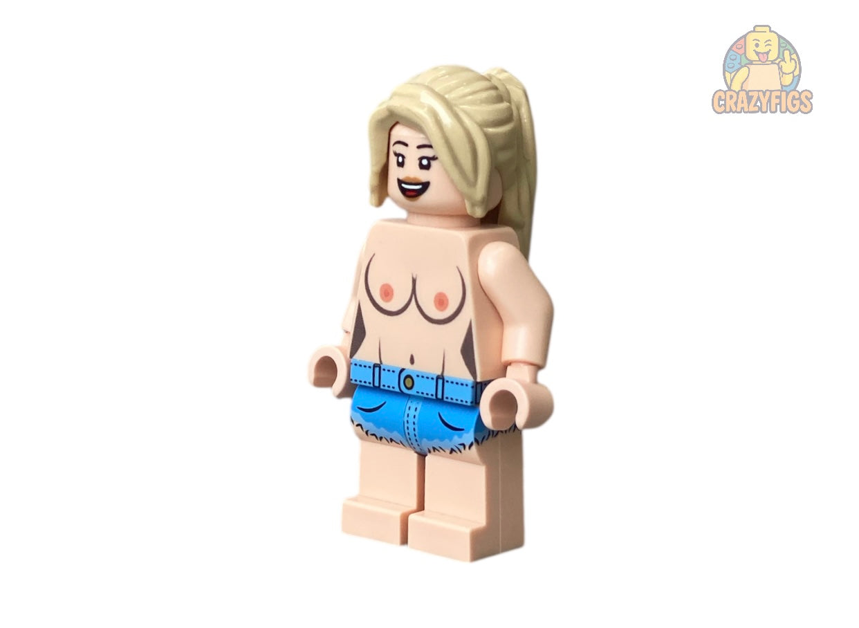 Nackte Bausteinfigur mit Brüsten & Hotpants